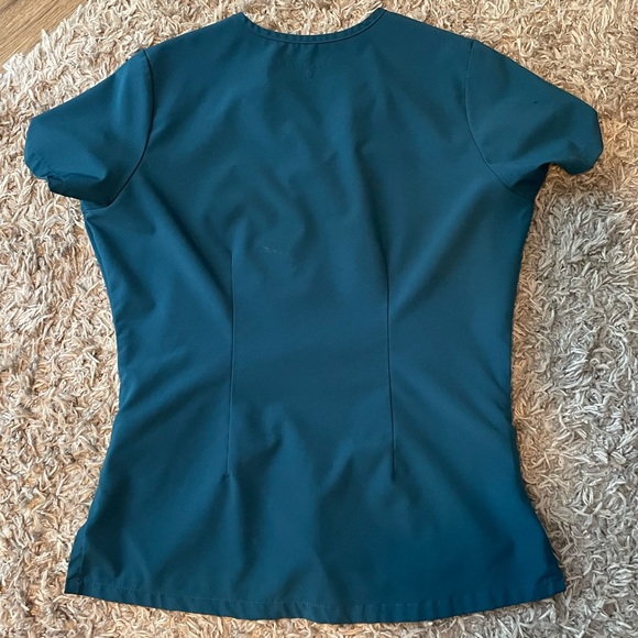 Easy stretch scrub set - Picture 4 of 8